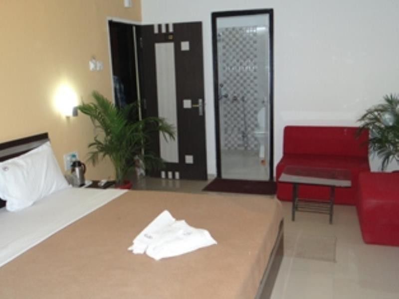 Linear Inn Indore Buitenkant foto