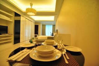 Linear Inn Indore Buitenkant foto